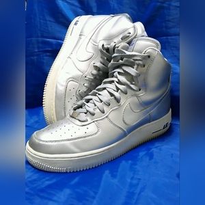 2009 Nike Air Force 1 High Metallic Silver Grey Sz 8 Mens/Youth Women 9.5 EUC